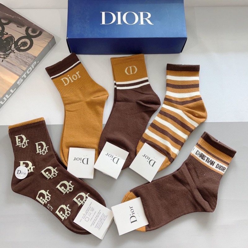 DIOR